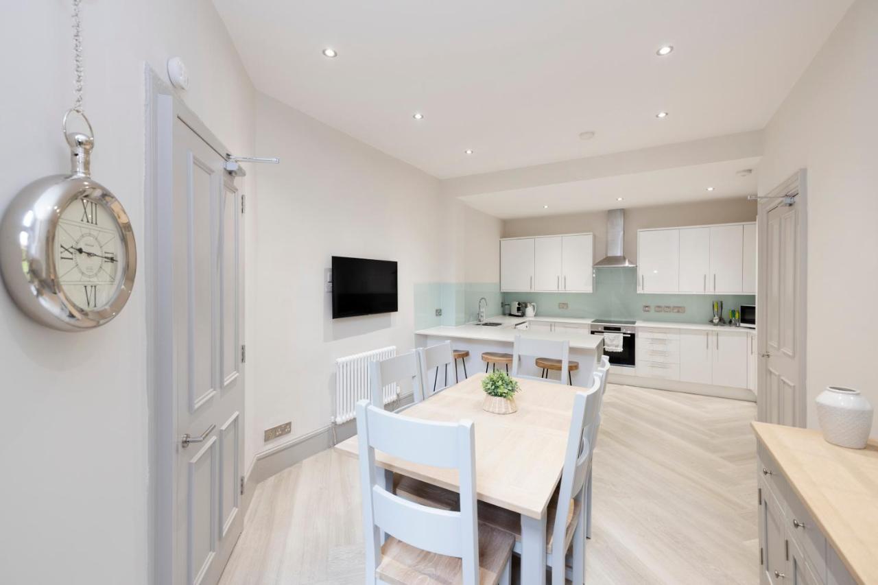 Stylish 3-Bedroom Edinburgh City Getaway Zewnętrze zdjęcie